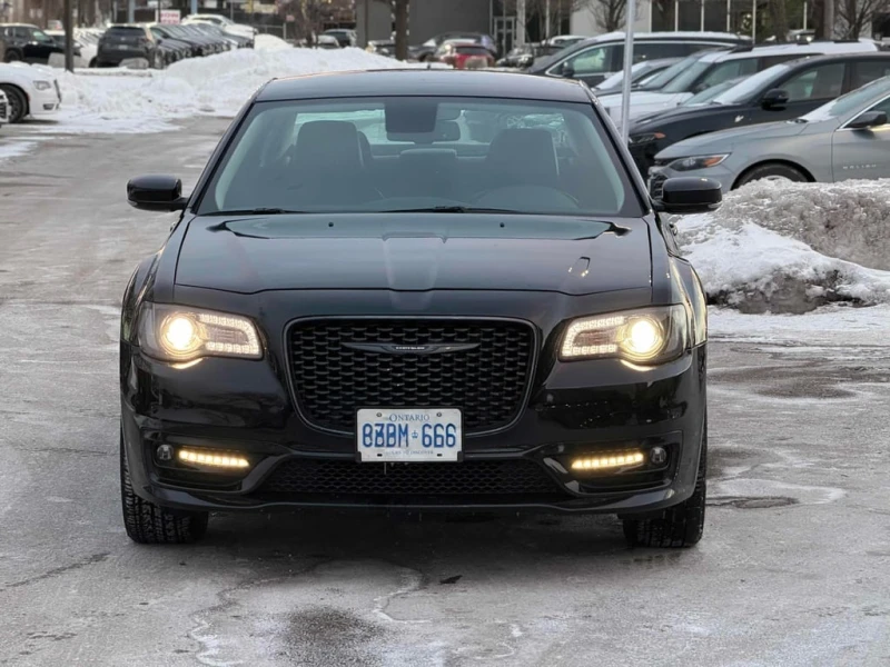 Chrysler 300c * 300 Touring L AWD * CARFAX * БЕЗ ПЪРВОНАЧАЛНА ВН, снимка 6 - Автомобили и джипове - 52959405