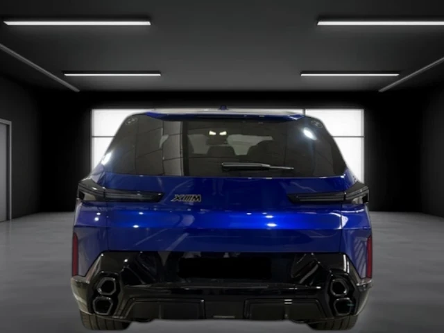 BMW XM 4.4 V8* PLUG-IN HYBRID* CARBON* B&W* HUD* ГАРАНЦИЯ, снимка 6 - Автомобили и джипове - 52976441