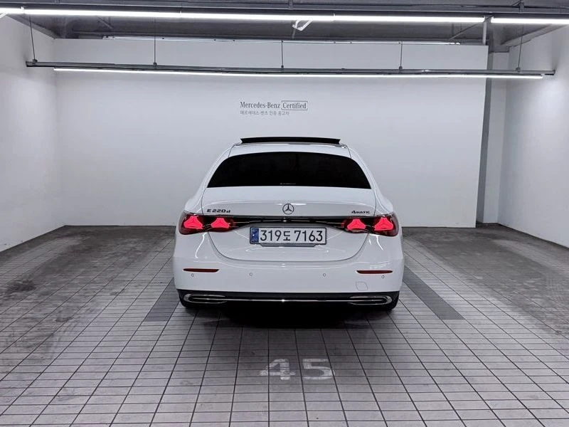 Mercedes-Benz E 220 E220d 4MATIC Exclusive| 194�.�.| ���.��������� | Mobile.bg � ����������� 4