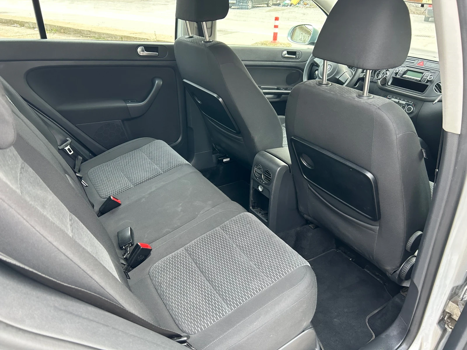 VW Golf Plus 1.6 TDI EURO 5A | Mobile.bg — изображение 17