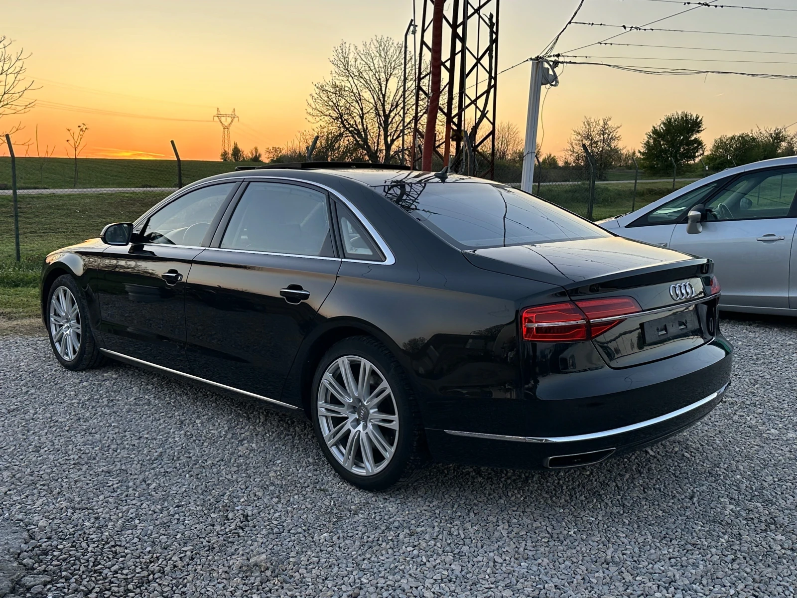 Audi A8 V8 T LONG FULL 650ks - изображение 6