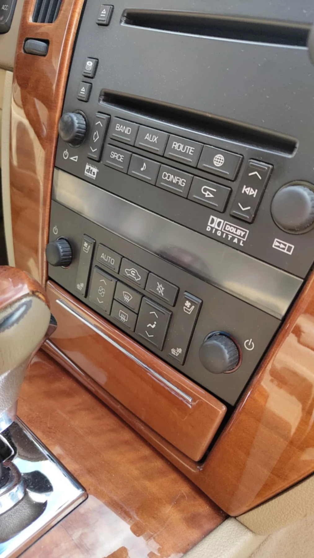 Cadillac STS  - изображение 8