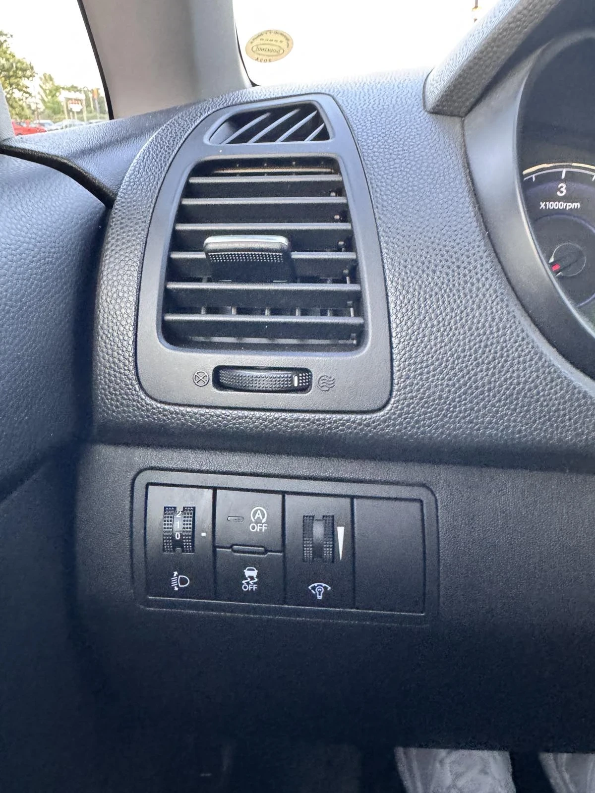 Hyundai Ix20 1, 4tdi - изображение 9