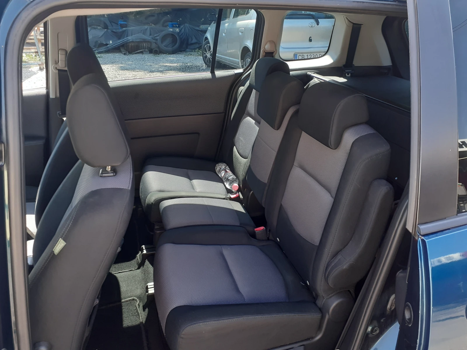 Mazda 5  - изображение 10