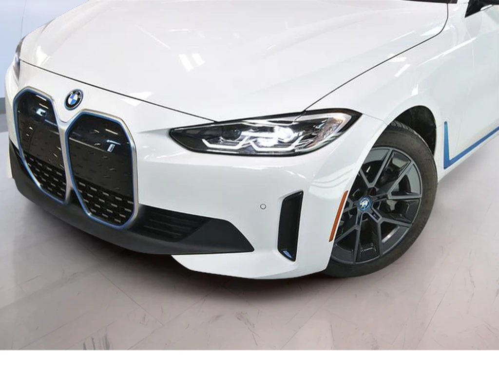 BMW i4 eDrive35 Gran Coupé - изображение 2