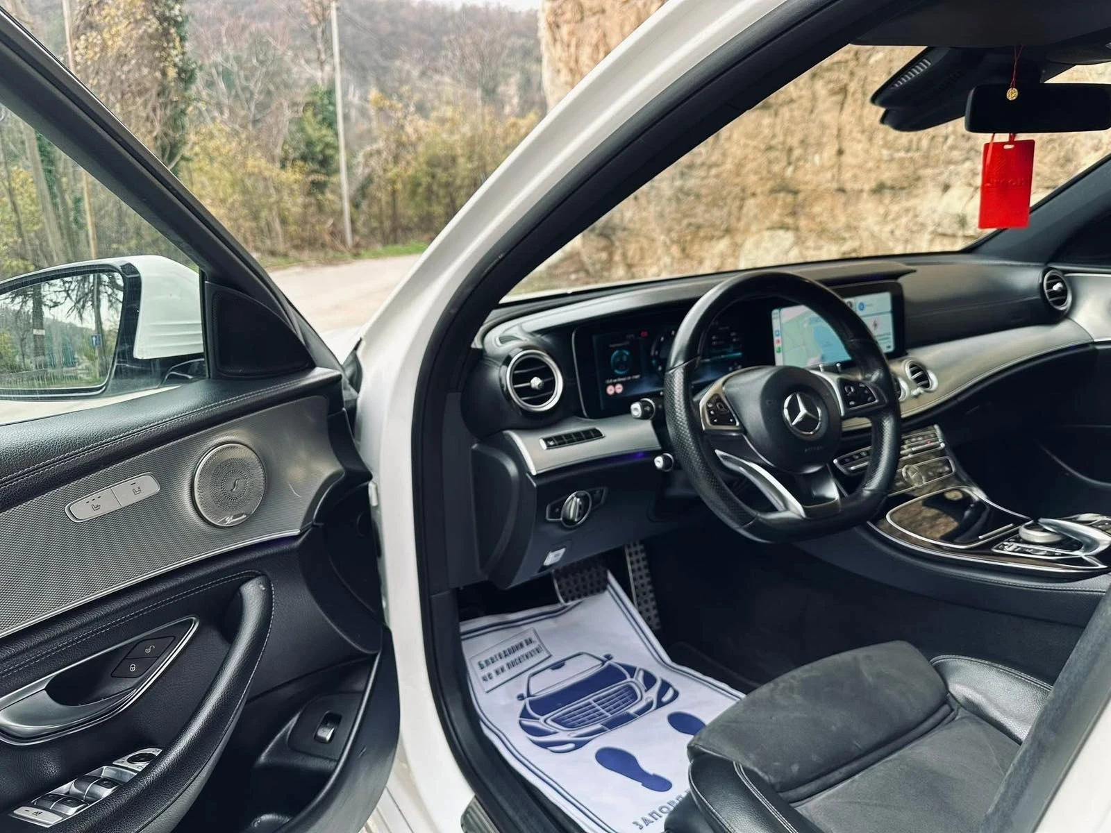 Mercedes-Benz E 350 d* AMG* WIDESCREEN* HUP* �������* BUR* AMBIENT*  | Mobile.bg � ����������� 10