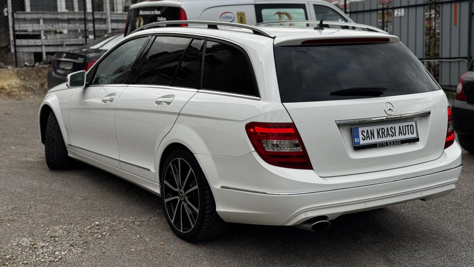 Mercedes-Benz C 220 ТОП !!, снимка 4 - Автомобили и джипове - 53782397