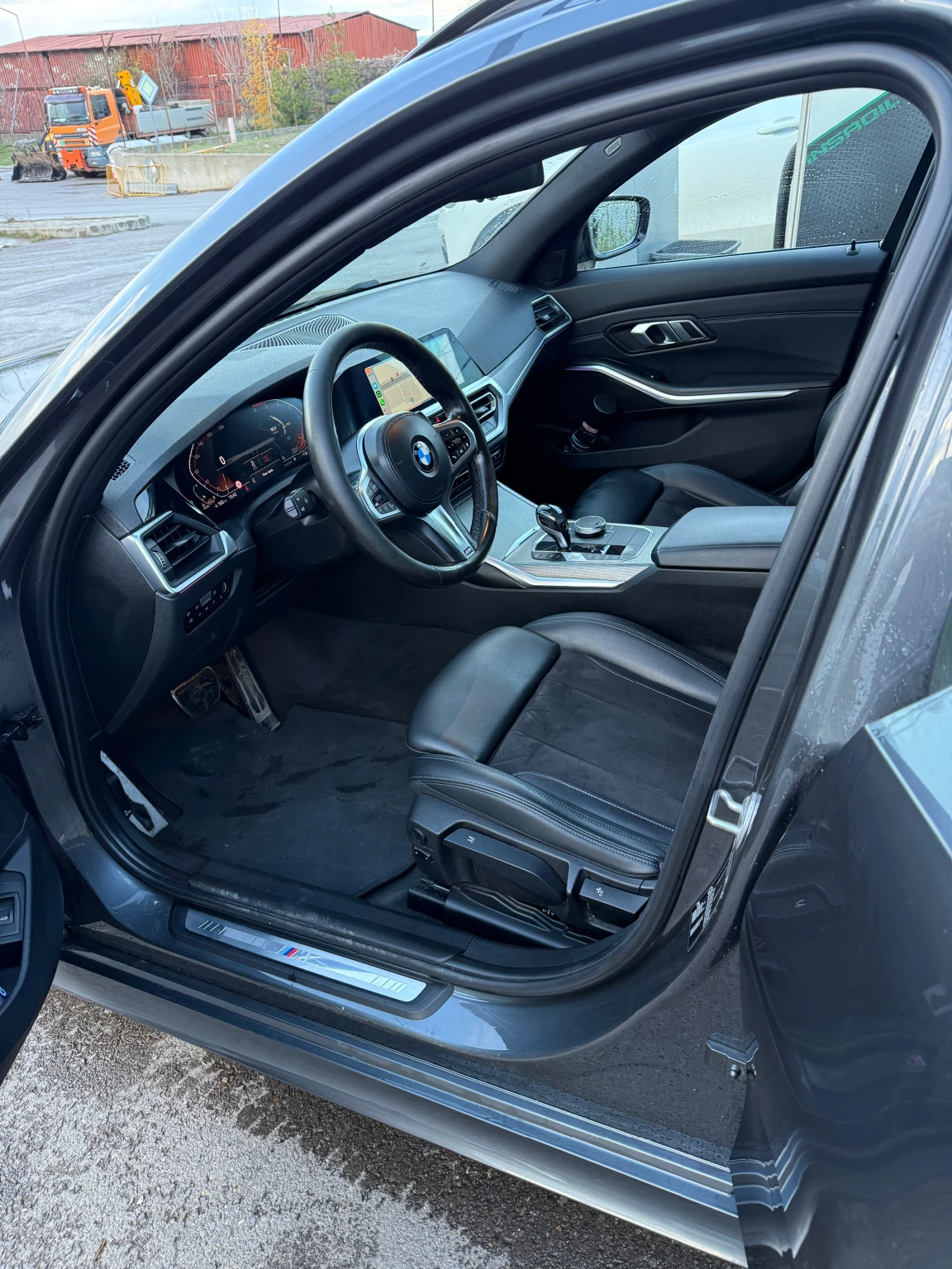 BMW 320, снимка 6 - Автомобили и джипове - 54010202