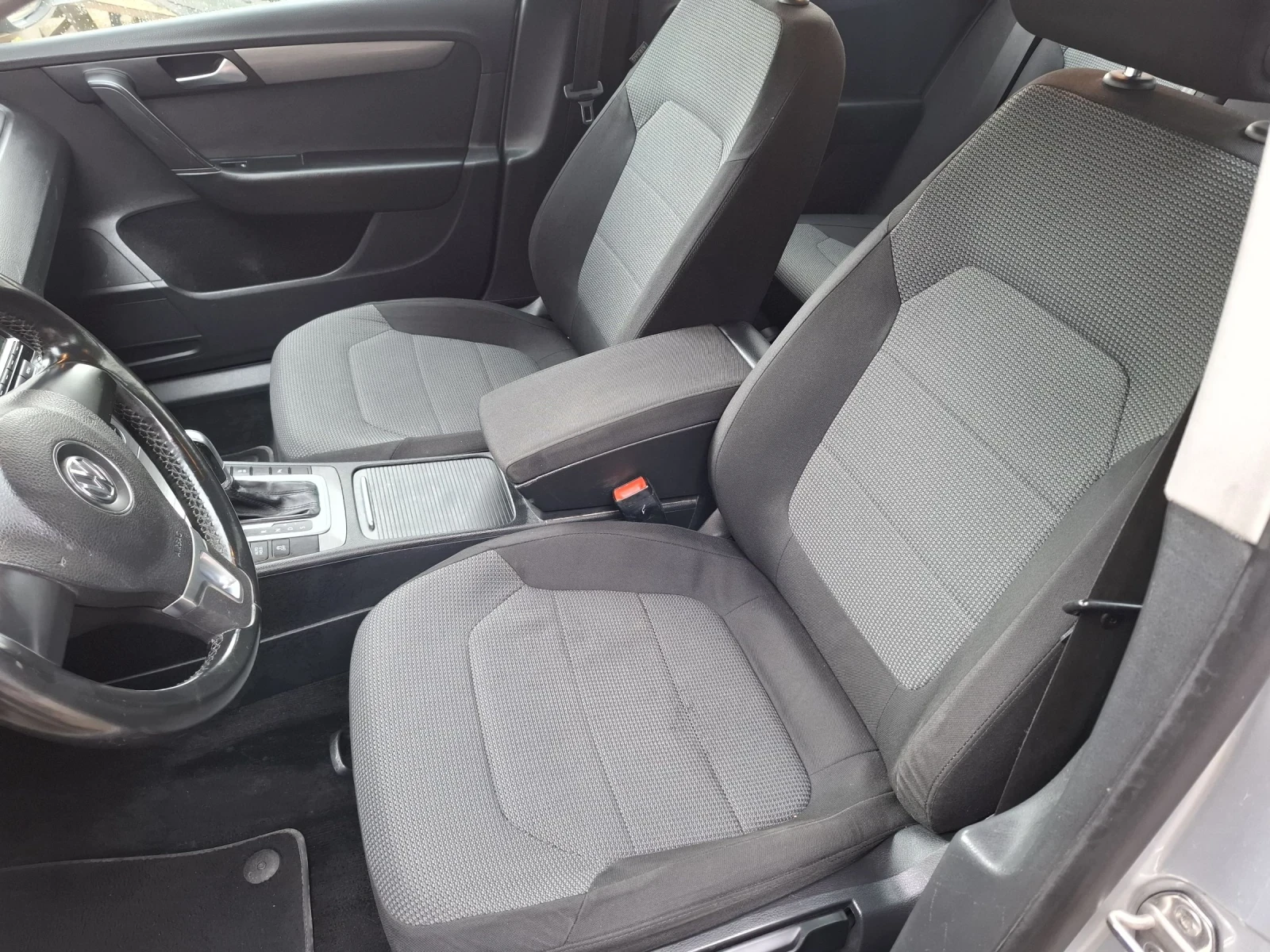 VW Passat, снимка 12 - Автомобили и джипове - 54169803