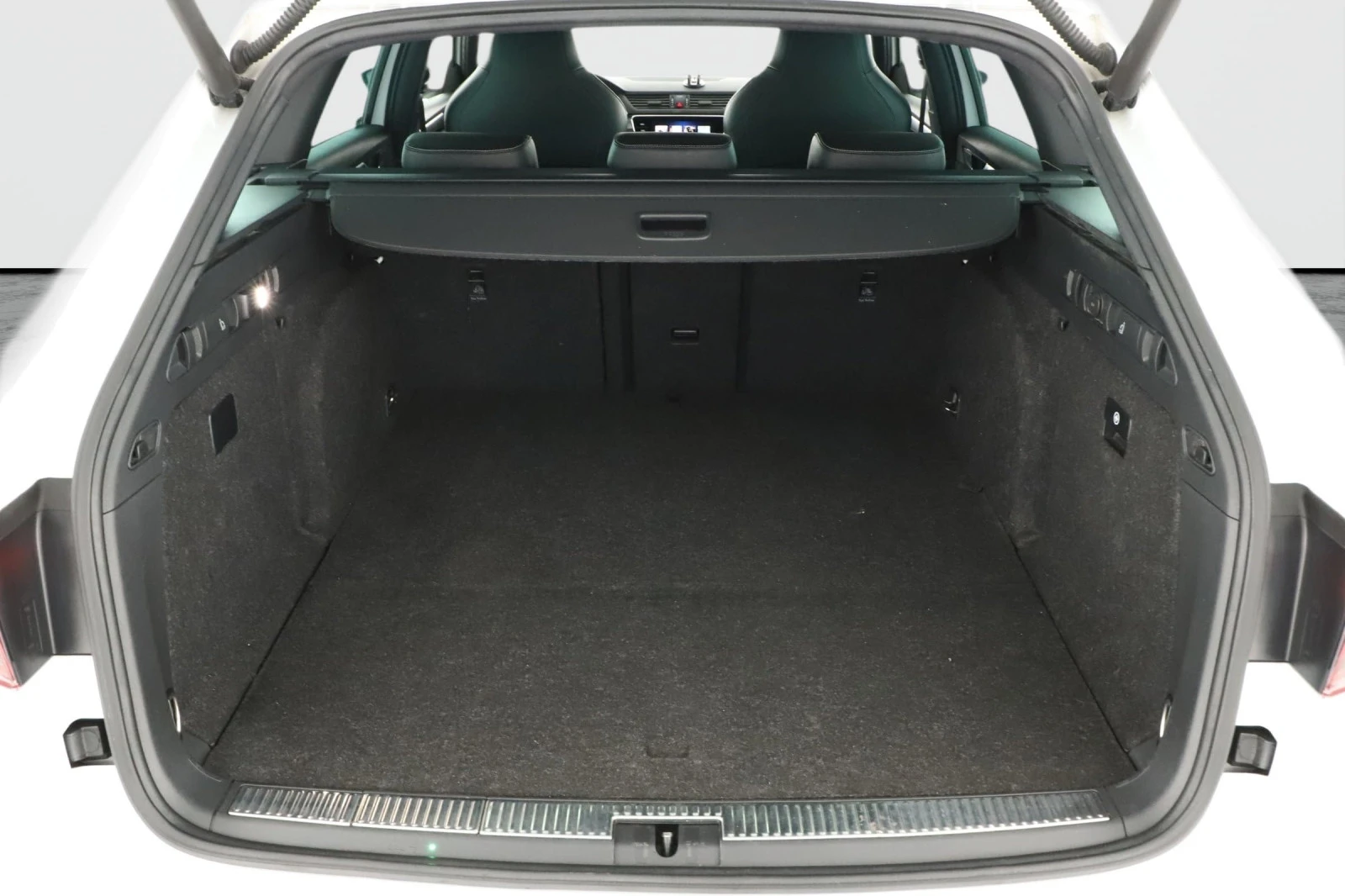 Skoda Superb Sportline iV 1.4 TSI PHEV, 160 kW | Mobile.bg � ����������� 13