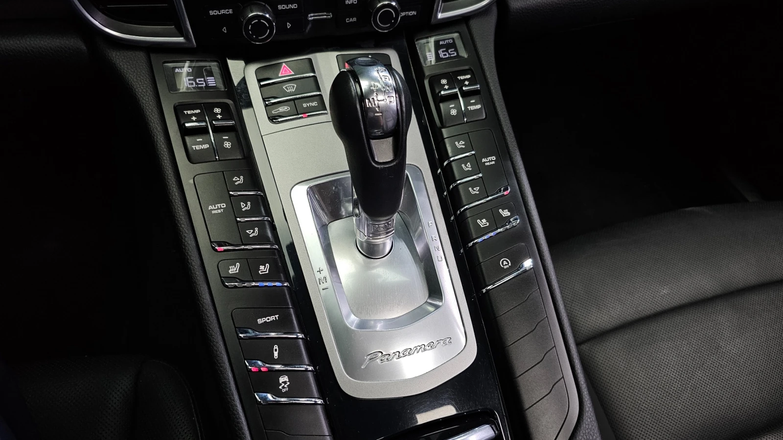 Porsche Panamera AWD | Кожен салон | Обдухване | ECS окачване | , снимка 10 - Автомобили и джипове - 54672184
