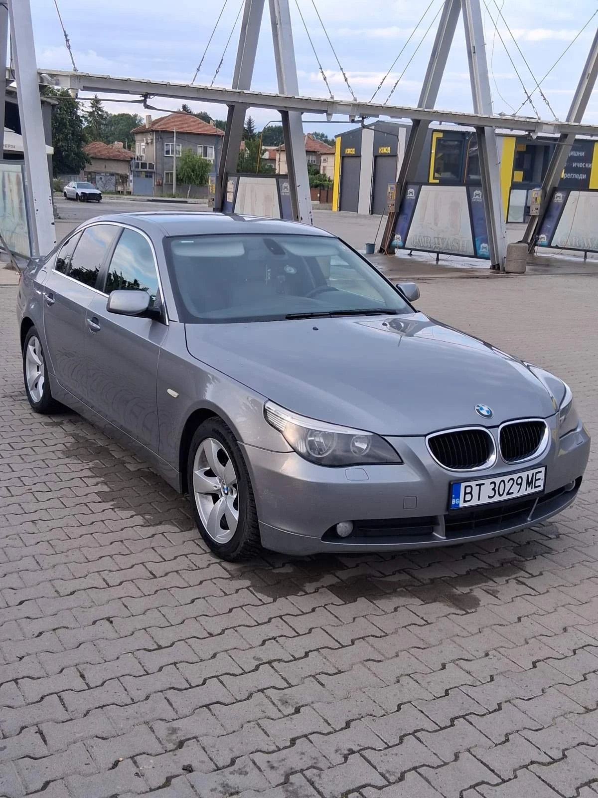 BMW 520 170PS 6 СКОРОСТИ ВСИЧКО ПЛАТЕНО 