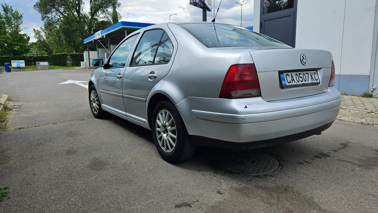 VW Bora, снимка 6 - Автомобили и джипове - 54809373