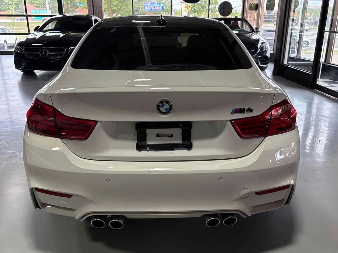 BMW M4  | MANUAL | CARBON , снимка 4 - Автомобили и джипове - 54819578