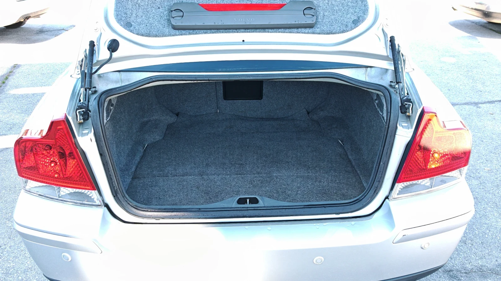 Volvo S60 2.0 Турбо 180кс Автоматик Швейцария , снимка 14 - Автомобили и джипове - 54930504