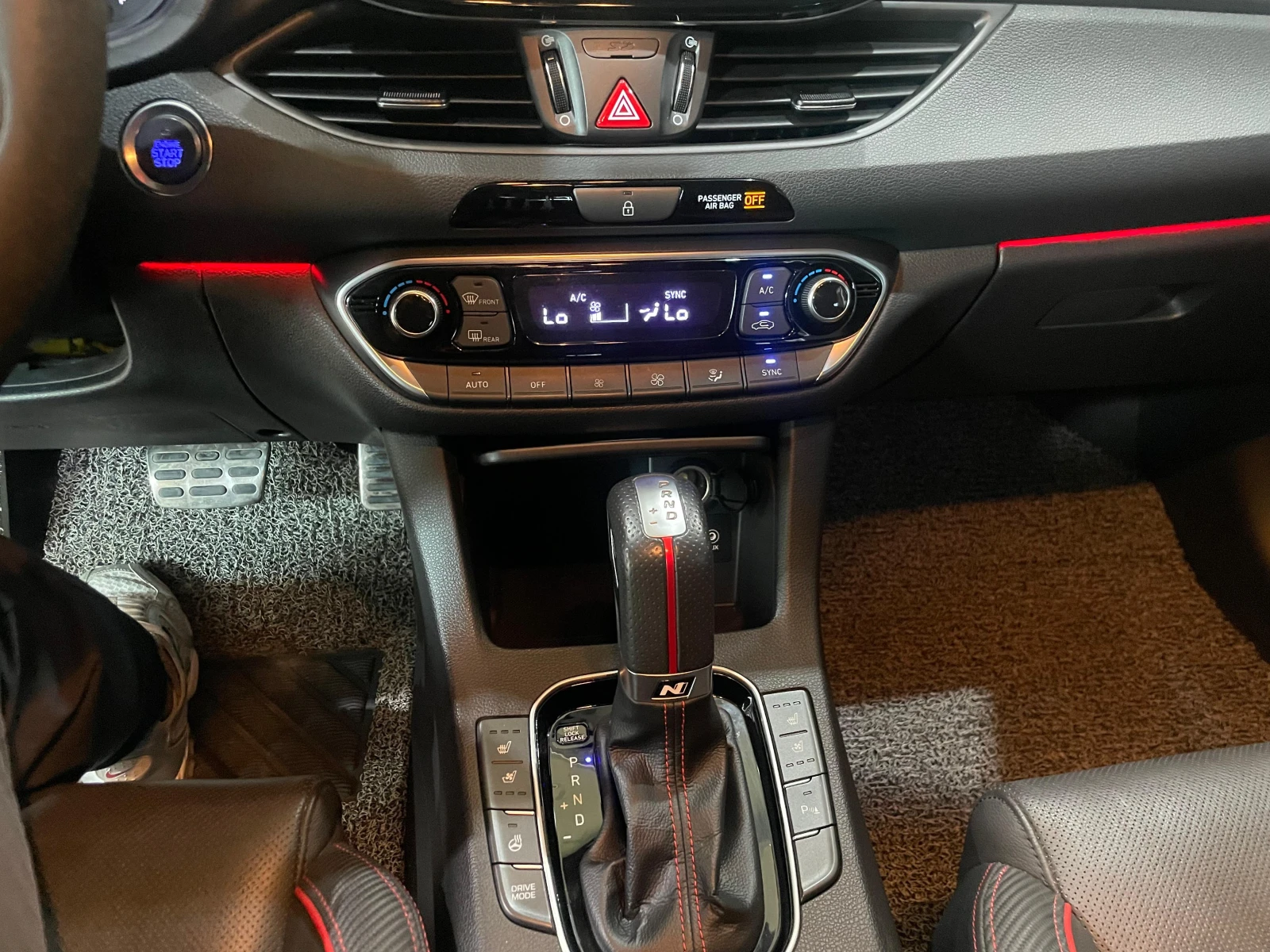 Hyundai I30 1.6T ! N Line !, снимка 13 - Автомобили и джипове - 54948064