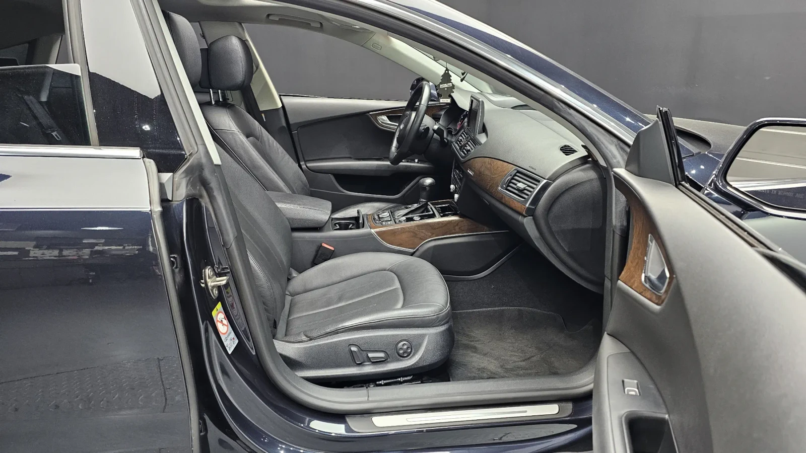 Audi A7 3.0 TFSI Quattro , снимка 10 - Автомобили и джипове - 55099357