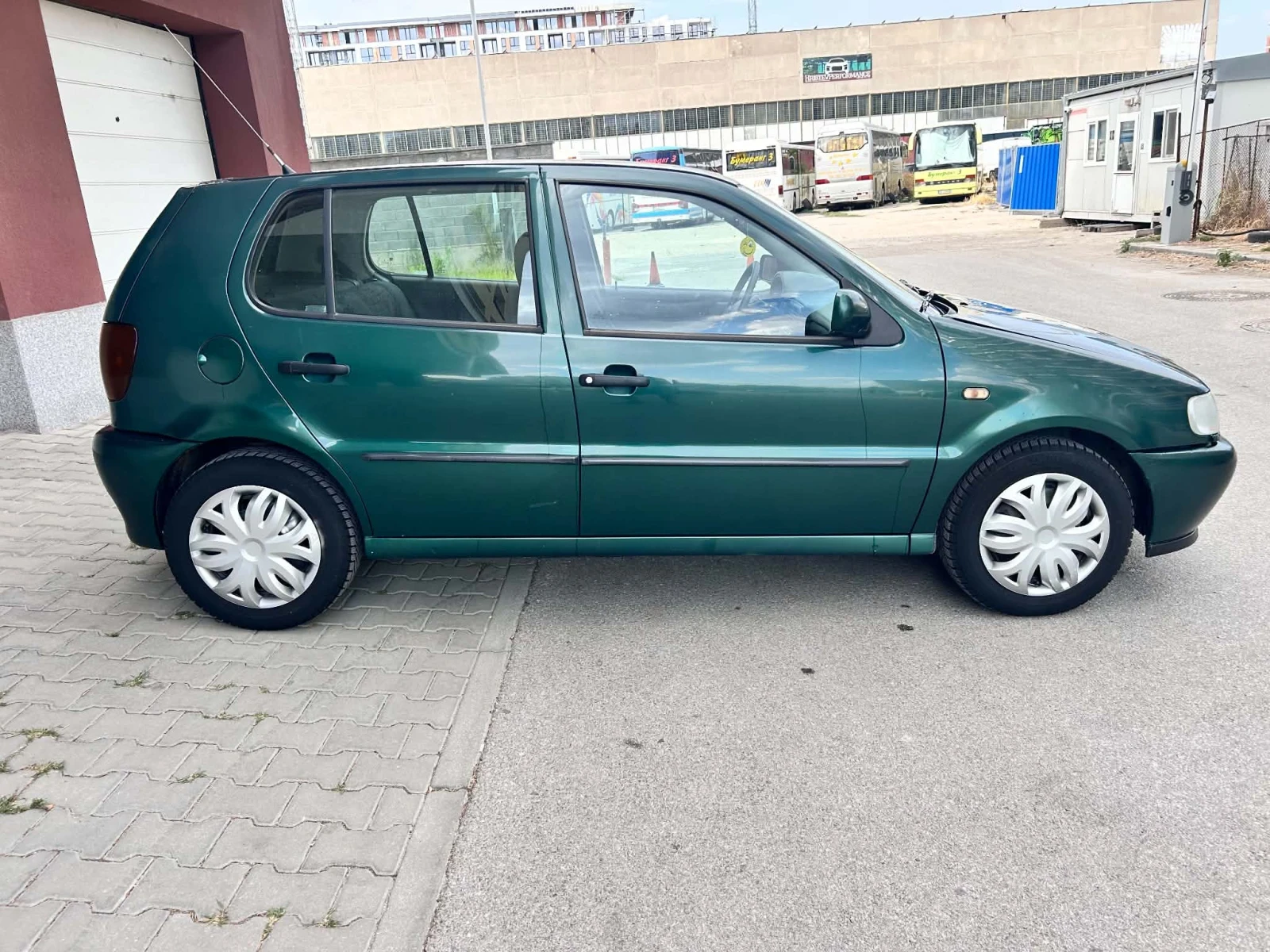 VW Polo 1.4 Бензин, снимка 4 - Автомобили и джипове - 55710723