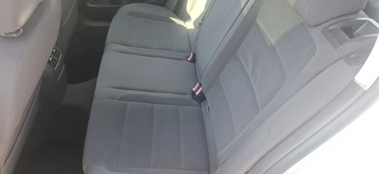 VW Golf 1.9TDI-105k.c, снимка 5 - Автомобили и джипове - 55846060
