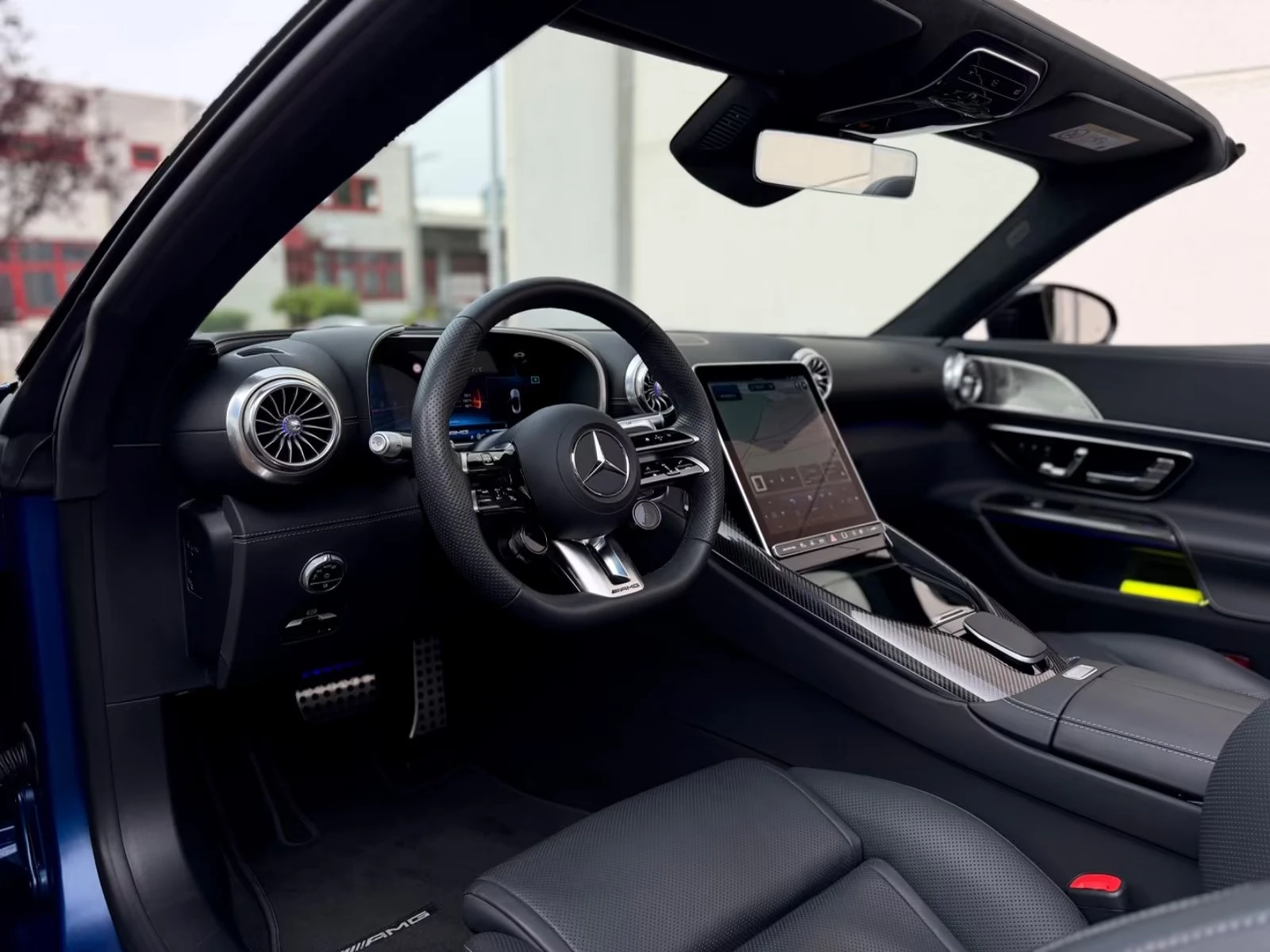 Mercedes-Benz SL 63 AMG BRABUS 750 / MANUFAKTUR / 4M/ NIGHT/ LIFT/ CARBON/, снимка 12 - Автомобили и джипове - 55928821