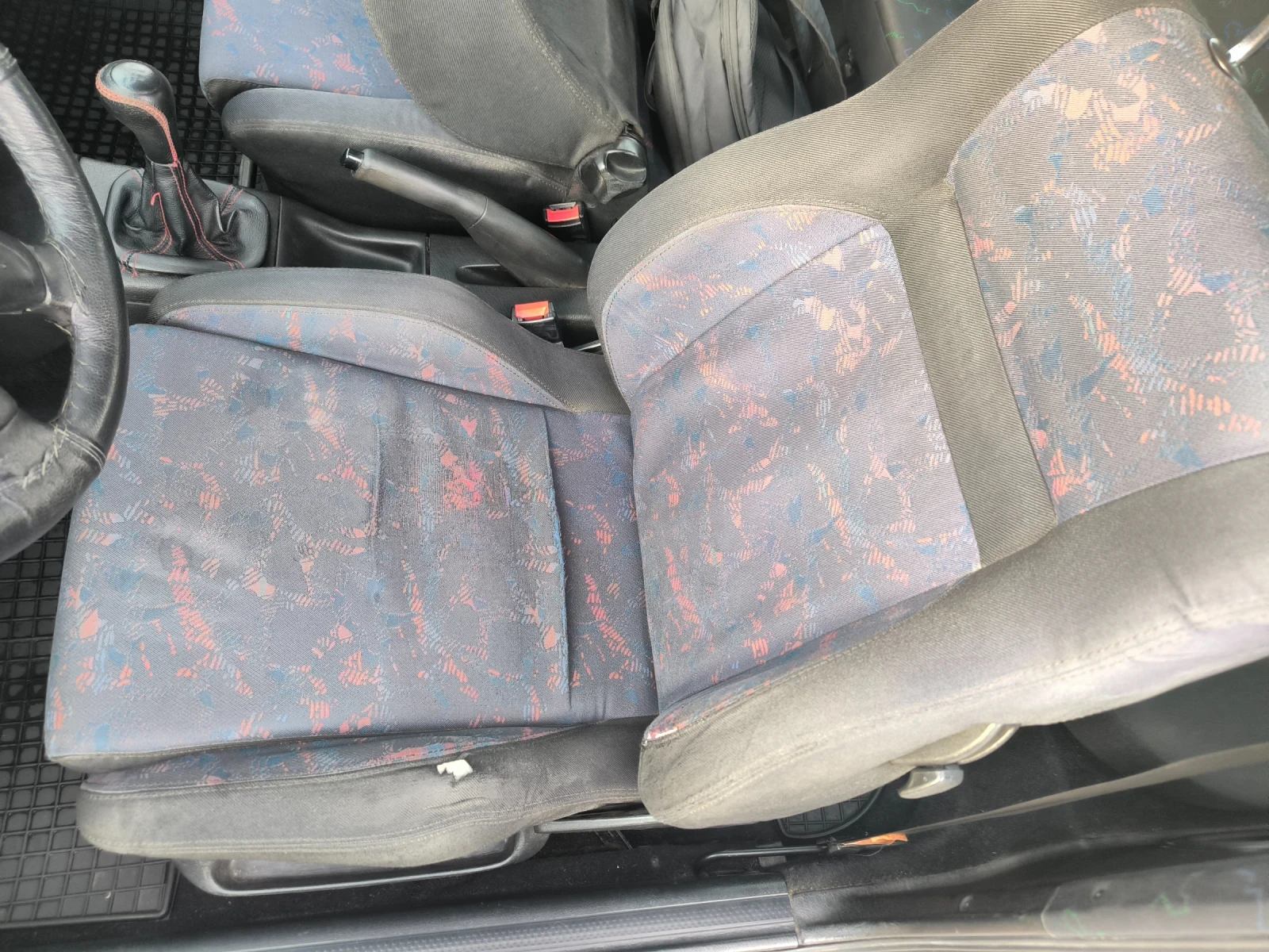 VW Golf, снимка 14 - Автомобили и джипове - 56136144