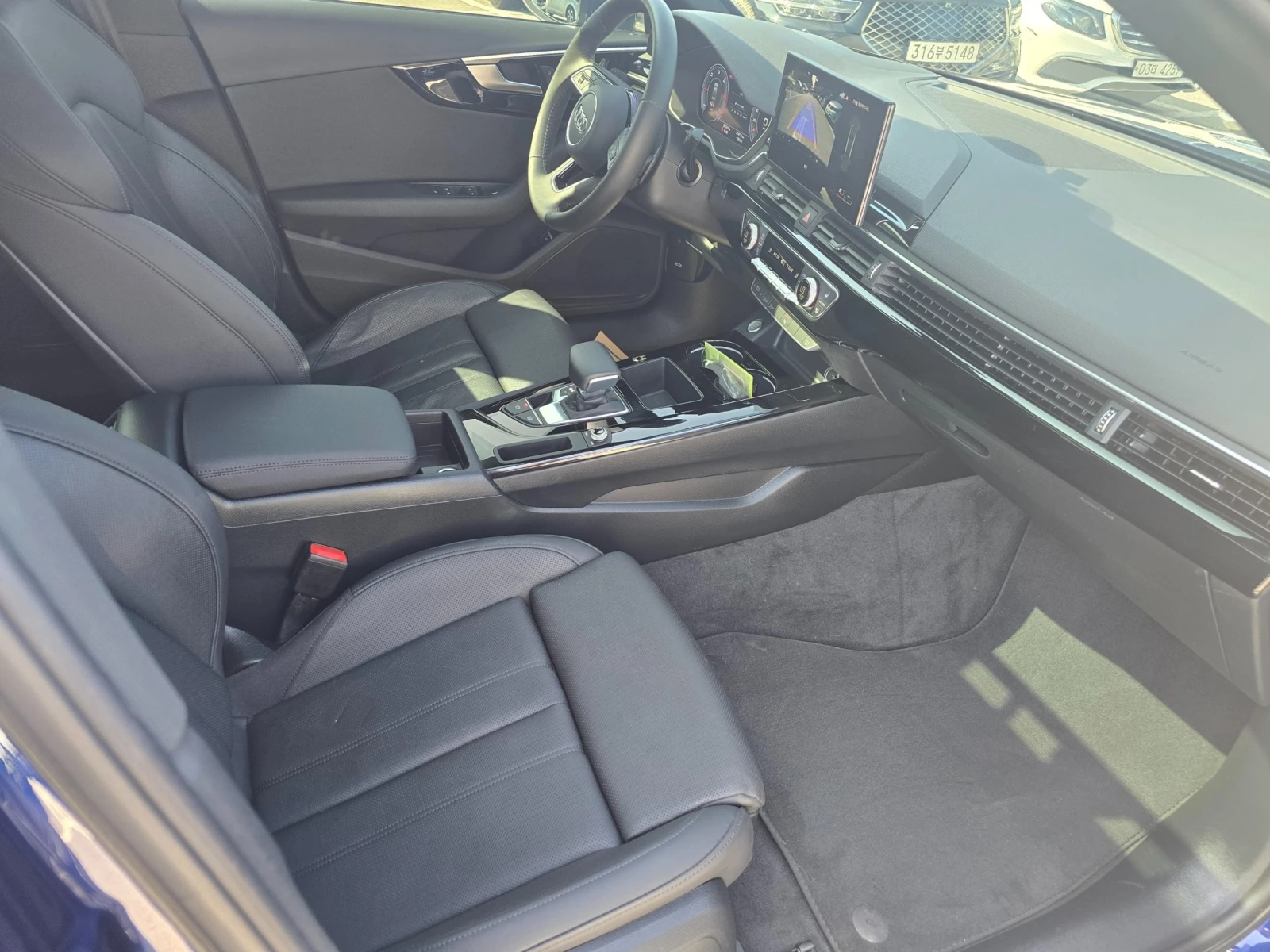 Audi A4 35TDI QUATTRO* Обдух* HUD* Подгрев* М.Точка* Камер, снимка 13 - Автомобили и джипове - 56258450