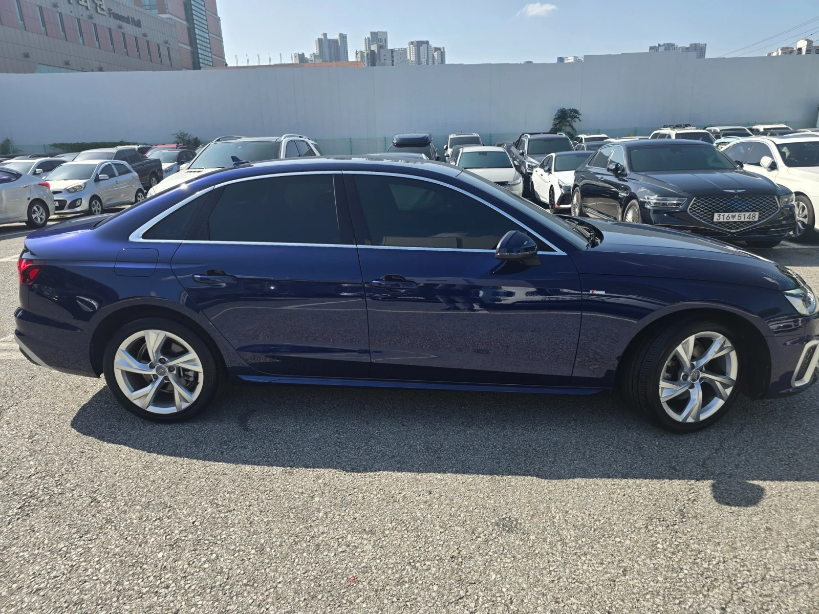 Audi A4 35TDI QUATTRO* Обдух* HUD* Подгрев* М.Точка* Камер, снимка 6 - Автомобили и джипове - 56258450
