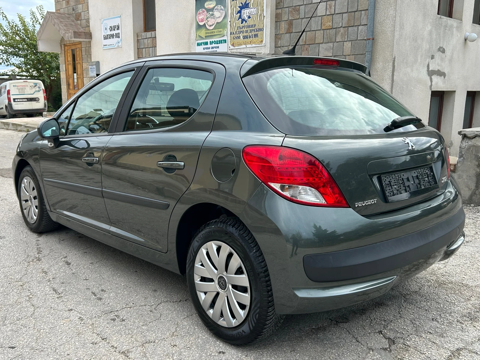 Peugeot 207 1.4i 75 ������ �����  | Mobile.bg � ����������� 6