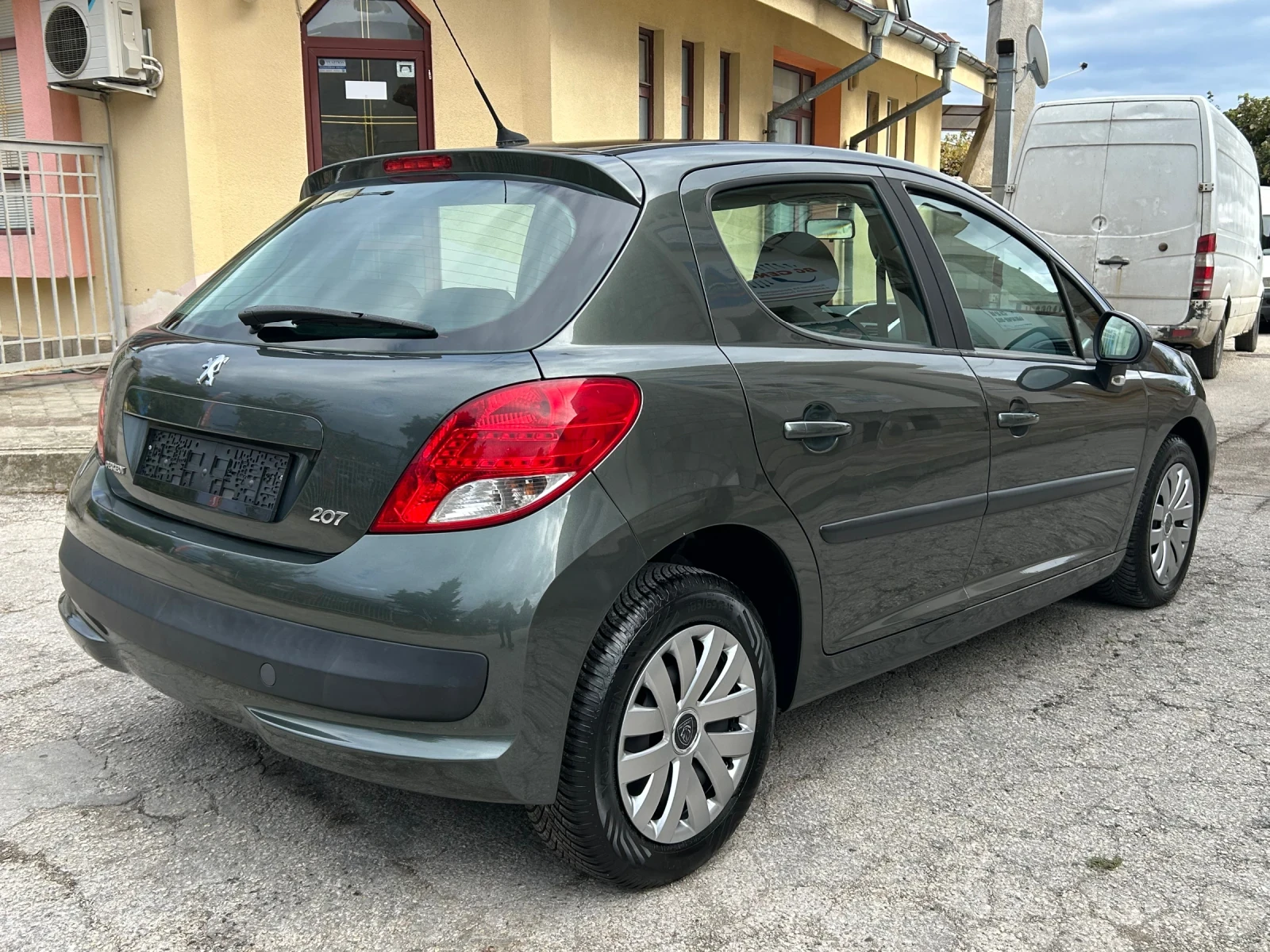 Peugeot 207 1.4i 75 ������ �����  | Mobile.bg � ����������� 5