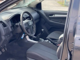 Isuzu D-max 2.5TDi 4x4, снимка 9