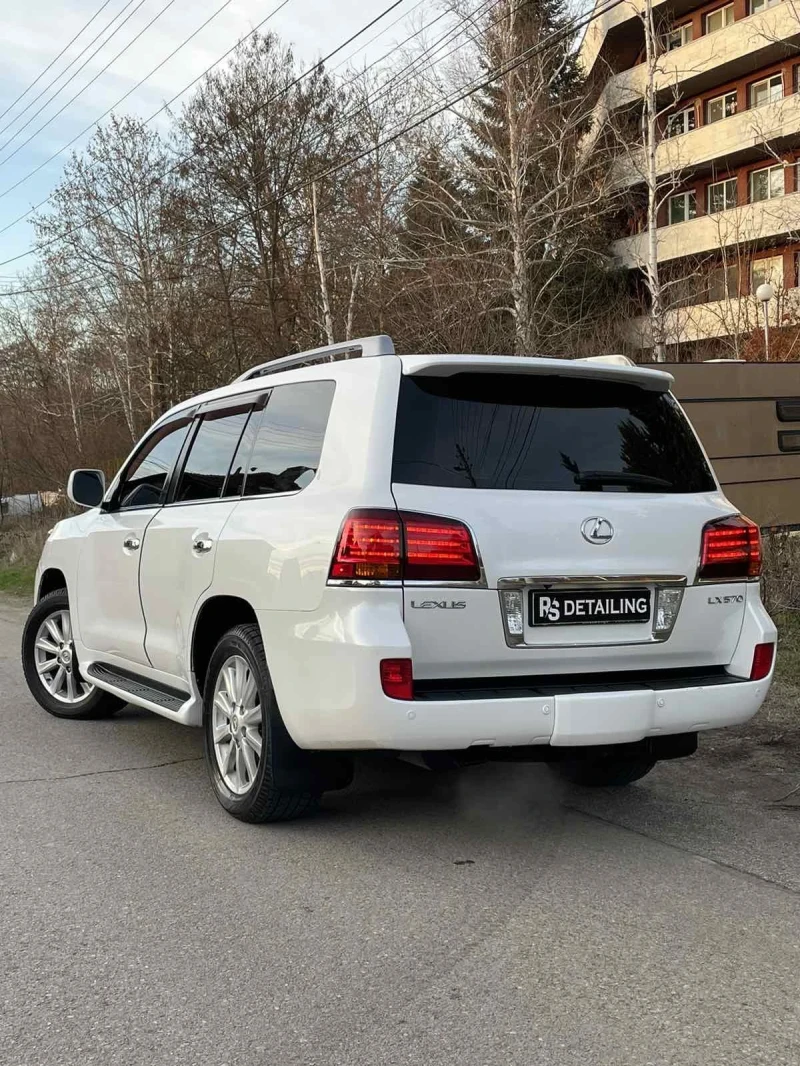 Lexus LX 570 Газ Бензин , снимка 5 - Автомобили и джипове - 47185613