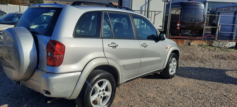 Toyota Rav4 D4D, снимка 5 - Автомобили и джипове - 47727308