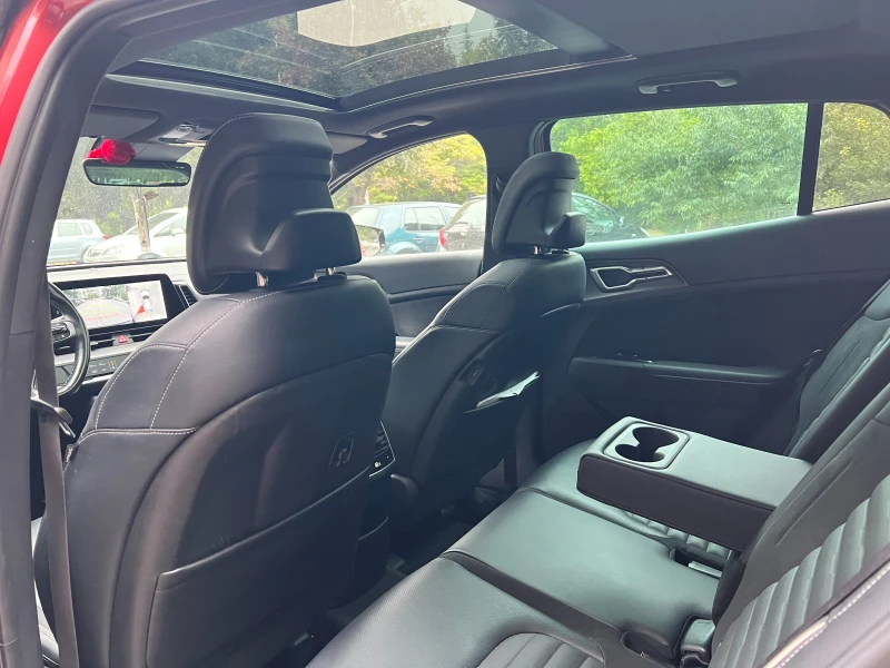 Kia Sportage GT-Line 1.6T HPE MHEV 7AT 4x4 ГАРАНЦИЯ ДО 2029, снимка 10 - Автомобили и джипове - 51929714