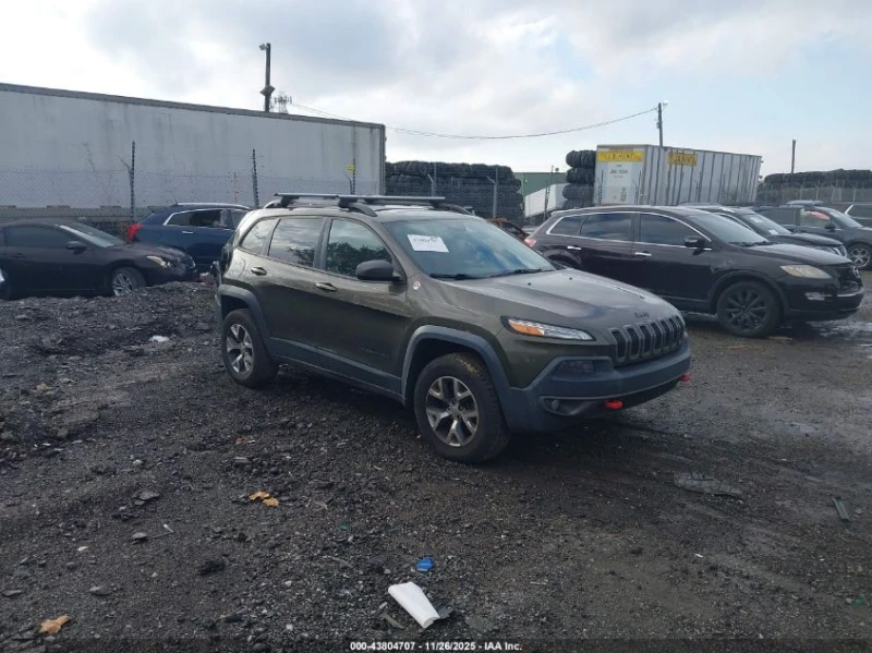 Jeep Cherokee 2.4L I-4 VVT, 184HP 4X4 Drive