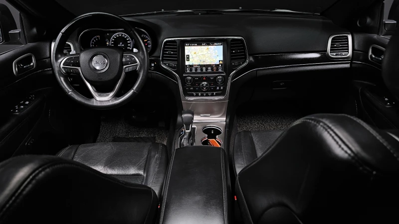 Jeep Grand cherokee 3.6 LIMITED / Пълна сервизна !!!, снимка 6 - Автомобили и джипове - 53180386