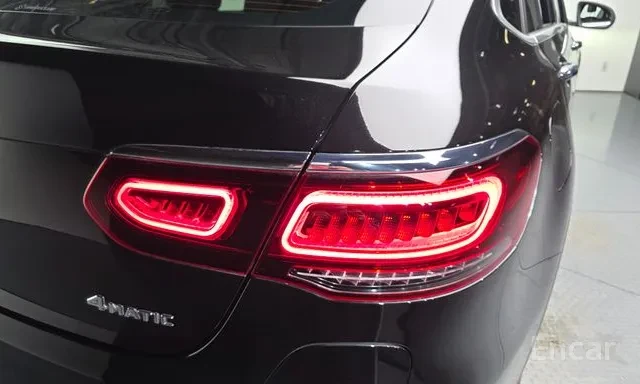 Mercedes-Benz GLC 300 e Coupe* 4MATIC* HUD* ���* ������ | Mobile.bg � ����������� 12