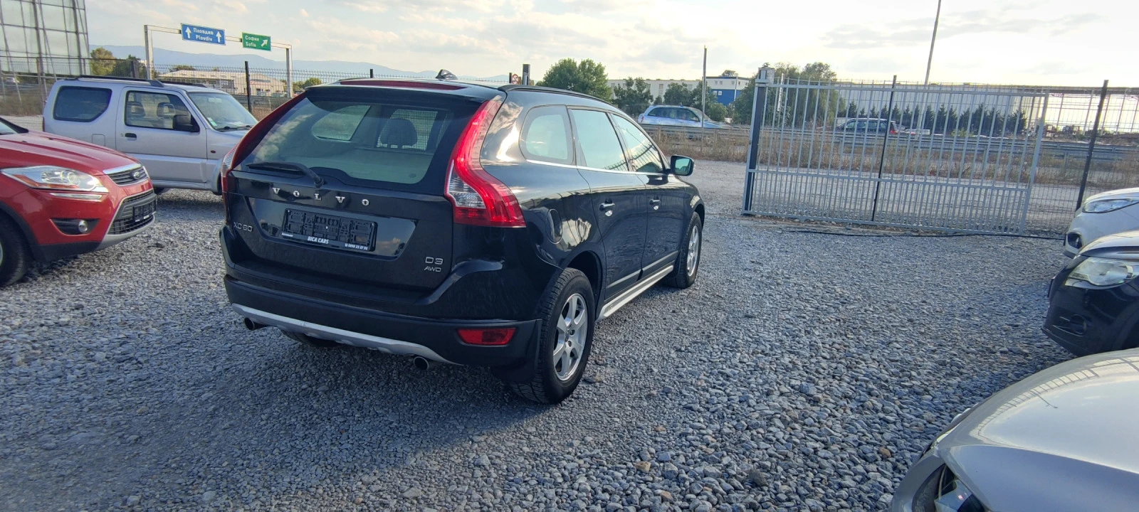 Volvo XC60  2.4D D-5 - изображение 4