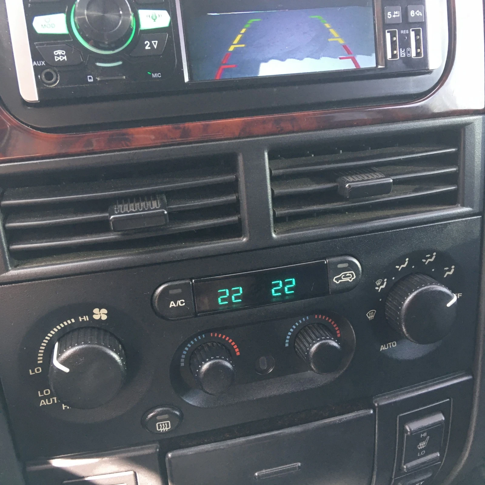 Jeep Grand cherokee 2.7CRD - изображение 8