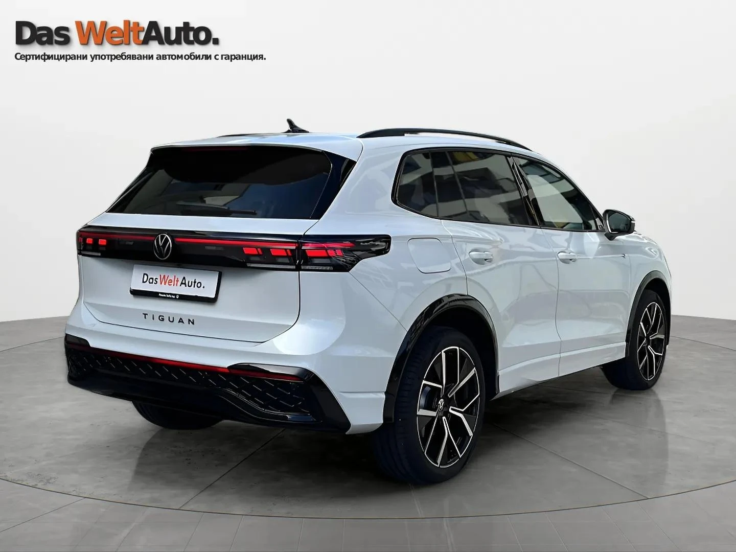 VW Tiguan R-Line Plus 1.5 eHybrid OPF DSG | Mobile.bg   3