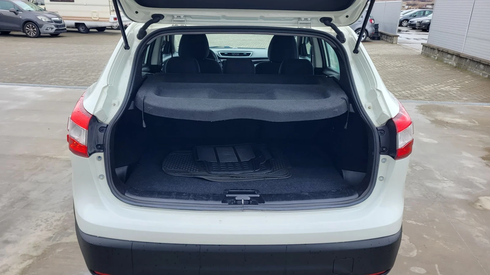 Nissan Qashqai 1.5DCI-110 EURO6 | Mobile.bg � ����������� 8