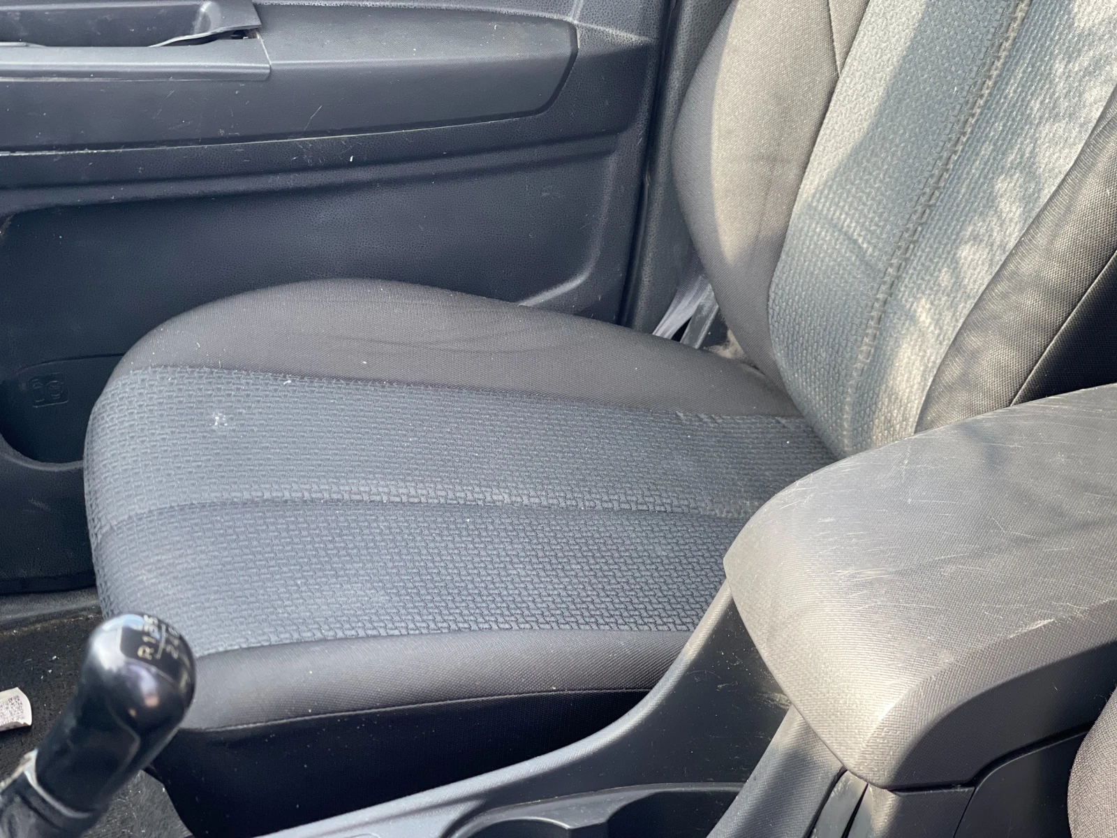 Isuzu D-max 2.5TDi 4x4, снимка 11 - Автомобили и джипове - 53925715