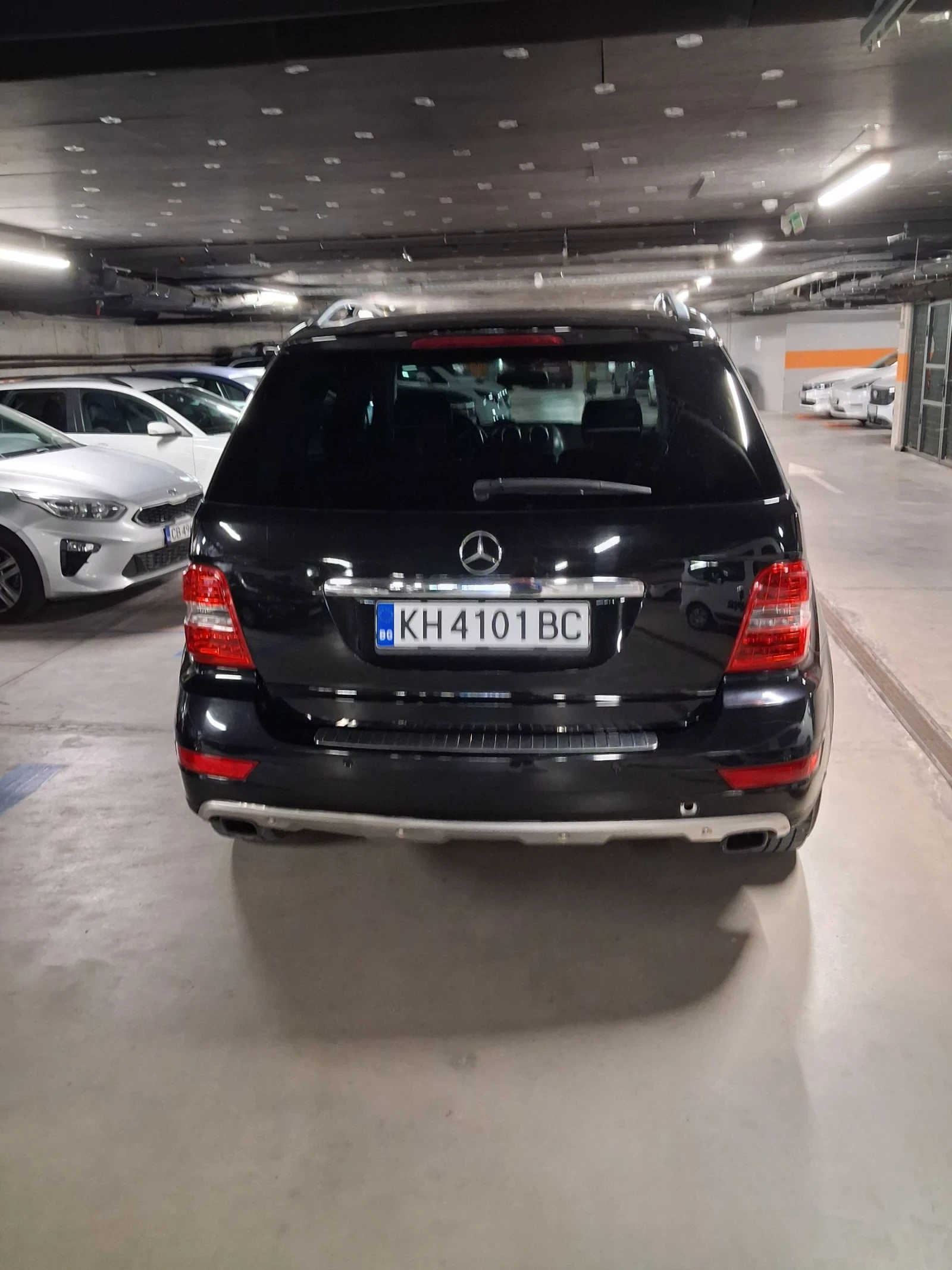 Mercedes-Benz ML 320, снимка 4 - Автомобили и джипове - 54640413