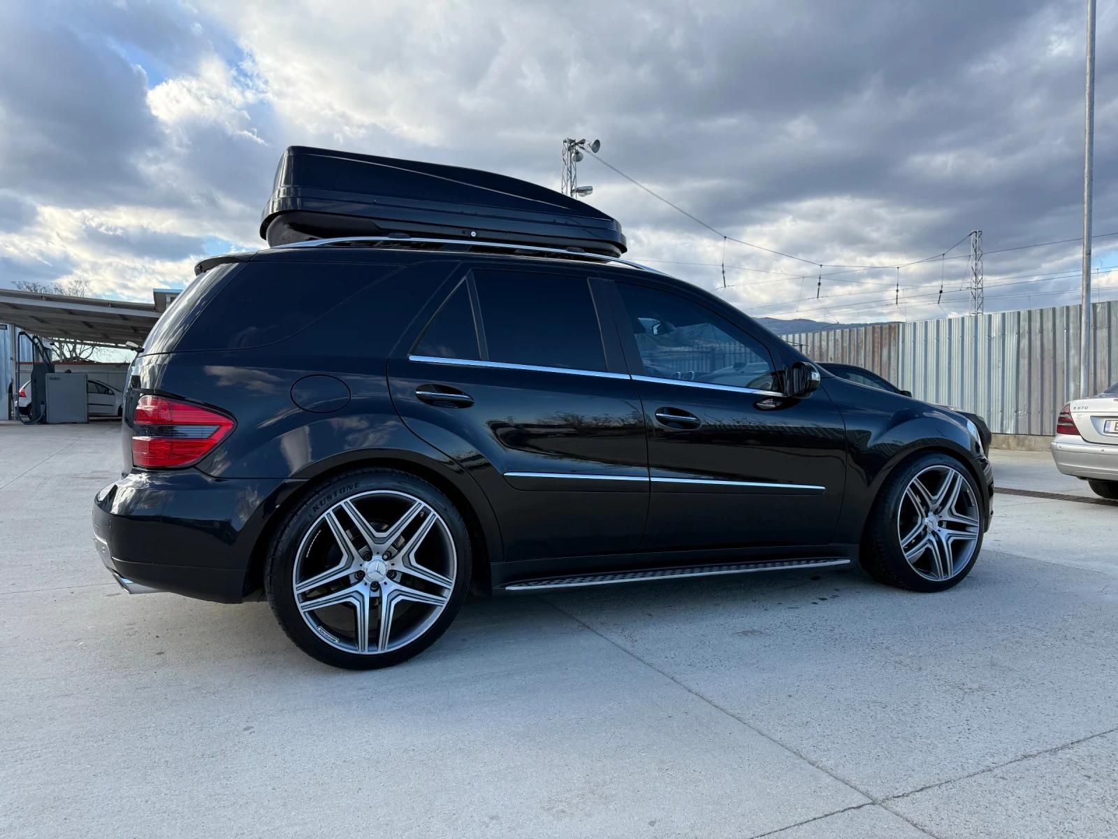 Mercedes-Benz ML 320, снимка 2 - Автомобили и джипове - 54935490
