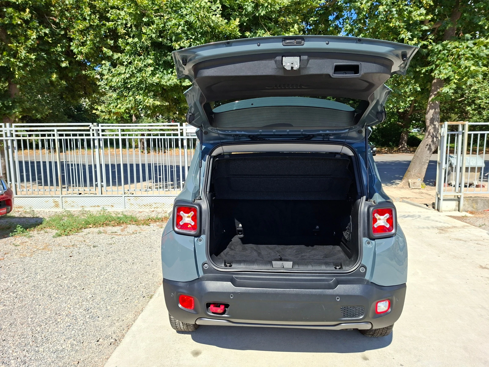 Jeep Renegade 2.0/170ks/4x4, снимка 16 - Автомобили и джипове - 55207445