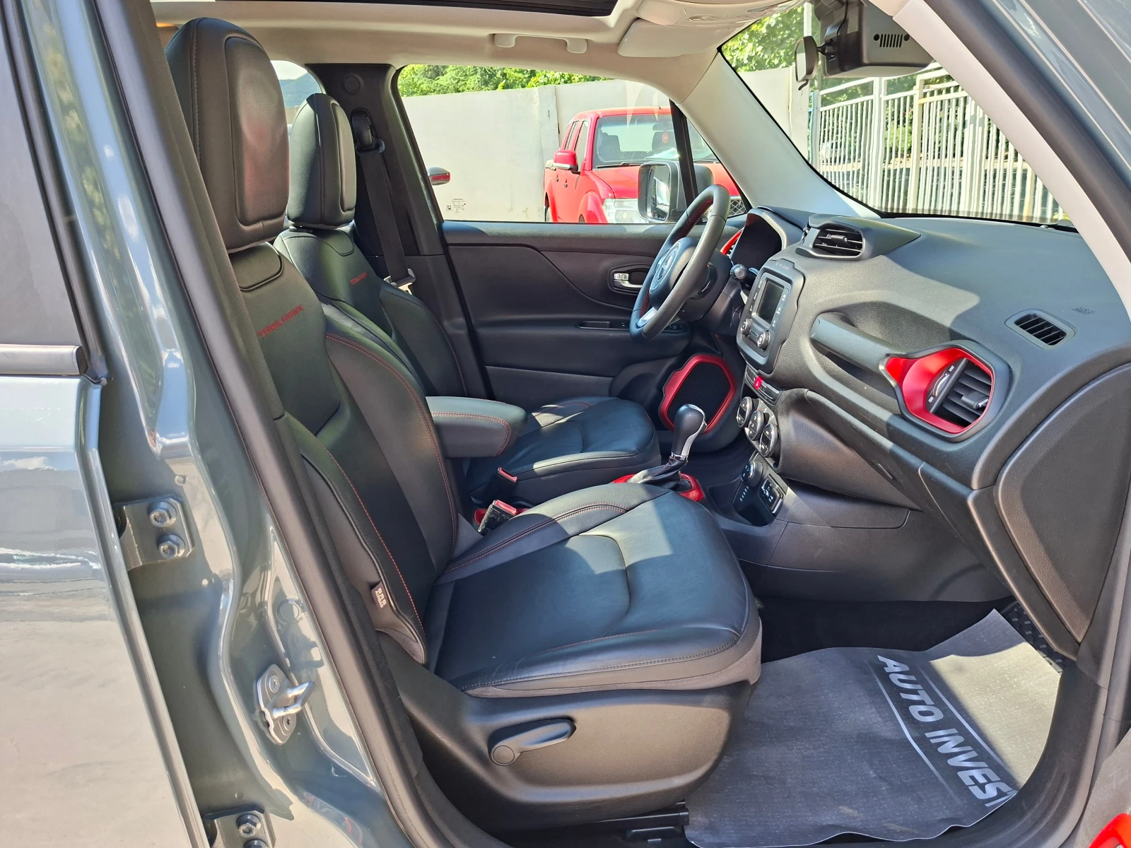 Jeep Renegade 2.0/170ks/4x4, снимка 14 - Автомобили и джипове - 55207445