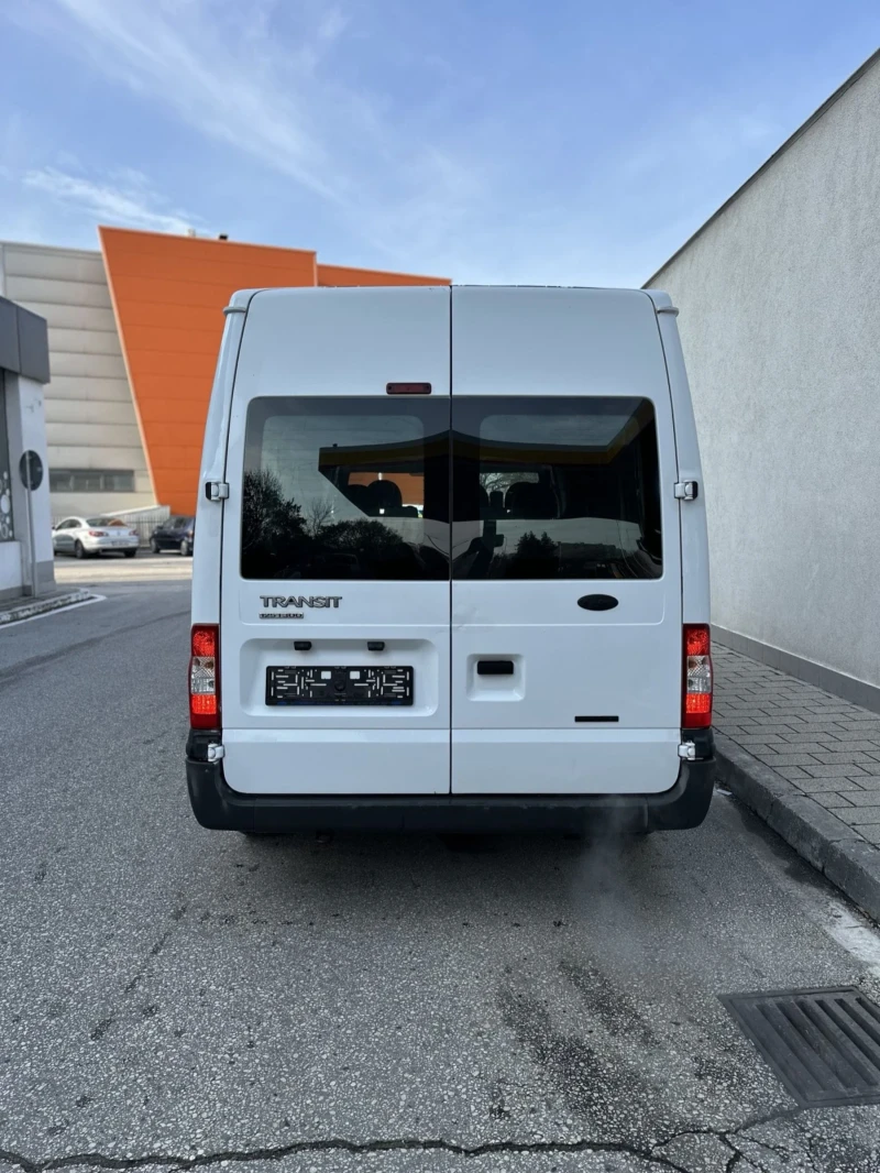 Ford Transit 2.2 дизел, товаропътнически-климатик, снимка 6 - Бусове и автобуси - 48445567