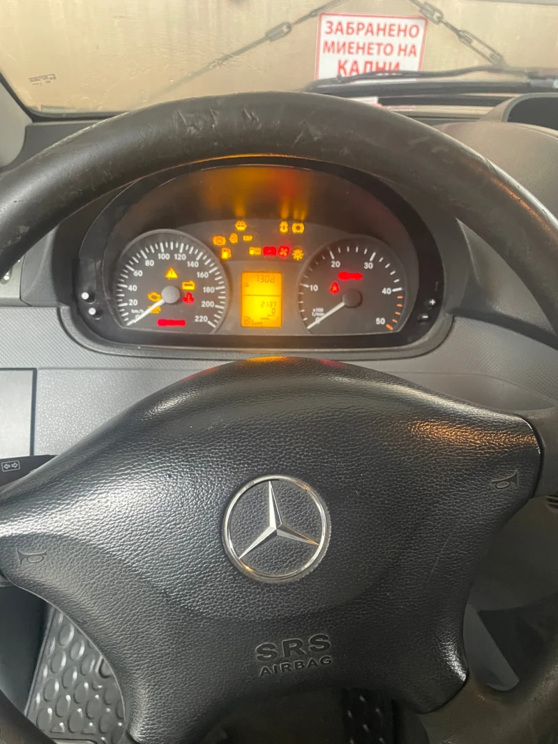 Mercedes-Benz Vito 109 CDI 2.2 ръчка/теглич/клима, снимка 12 - Бусове и автобуси - 48535094