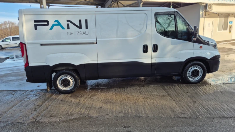 Iveco Daily 35s16* 2стр. врати* HI-MATIC* КЛИМА* ШВЕЙЦАРИЯ* , снимка 4 - Бусове и автобуси - 53343430