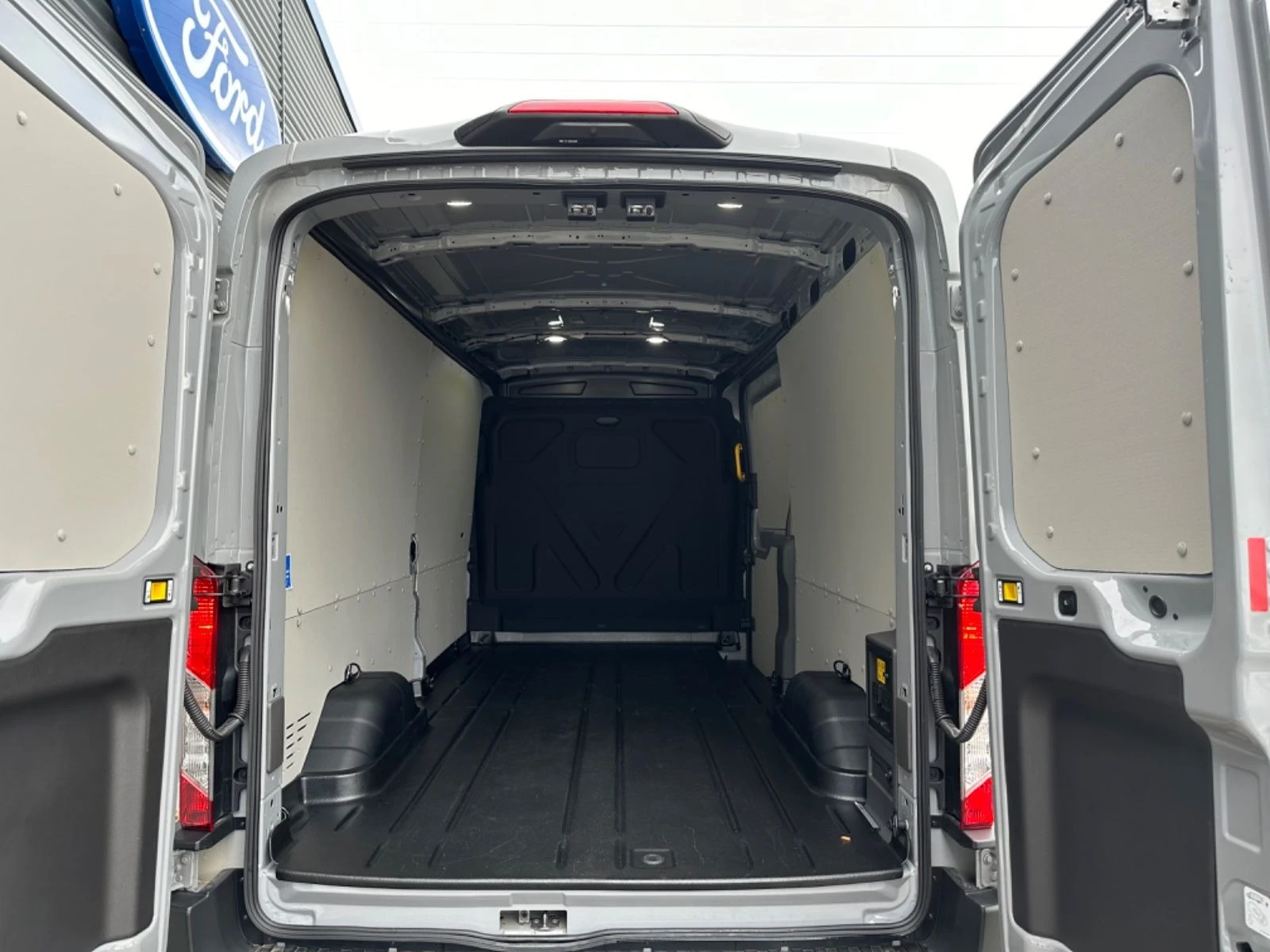 Ford Transit ELECTRIC*L3 H2* TREND*CAMERA  | Mobile.bg   11