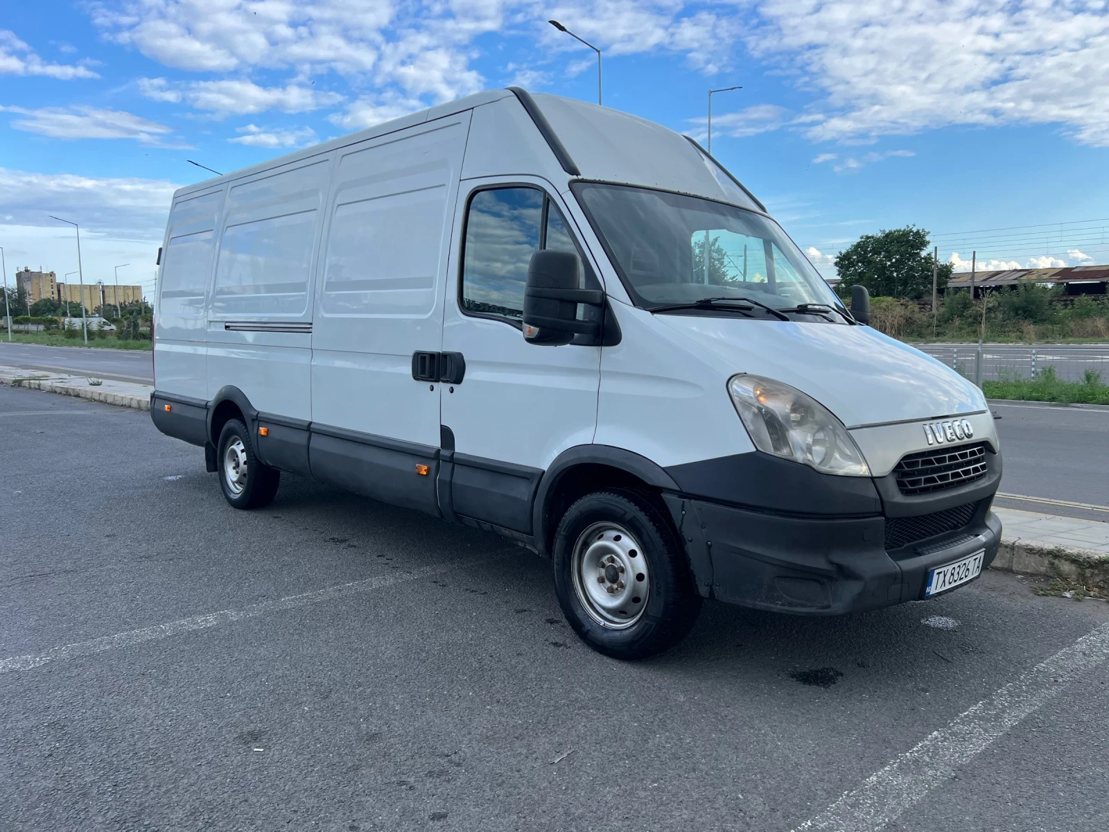 Iveco 35s18 Iveco Daily 35S18 3.0 / 180 к.с., снимка 5 - Бусове и автобуси - 55840131